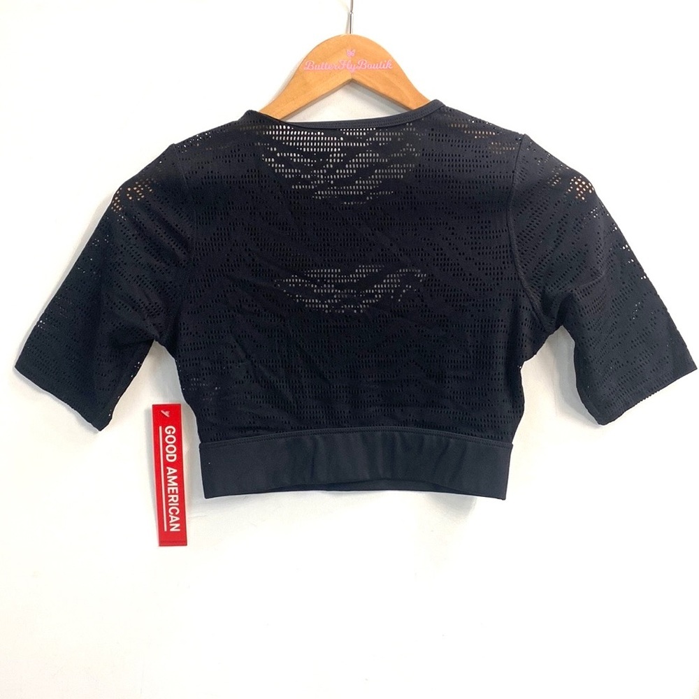 (B29) Good American Black Mesh Performance Crop Top,‎ Size (1) = Small